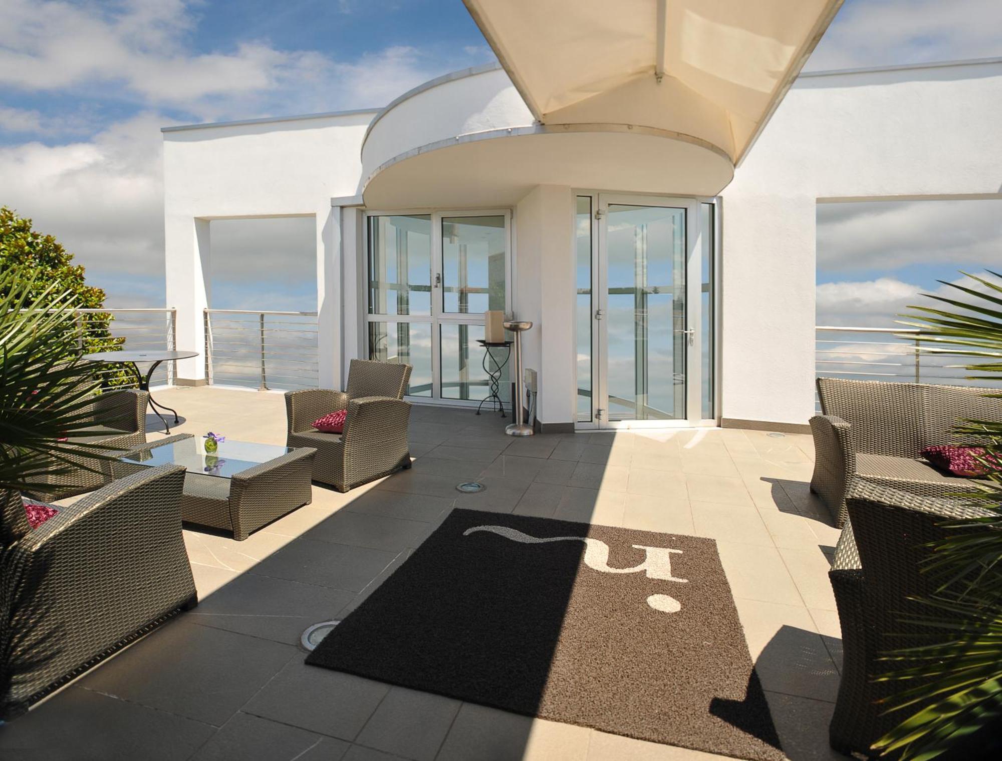 Hotel In - Lounge Room Cazzago  Exterior photo