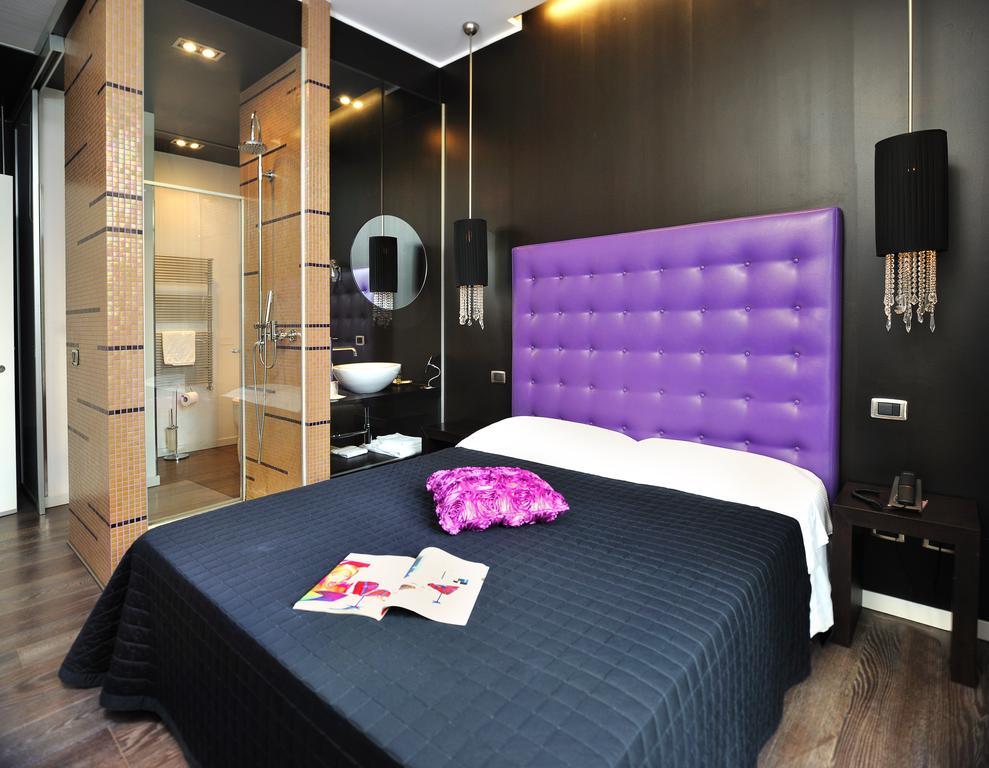 Hotel In - Lounge Room Cazzago  Exterior photo